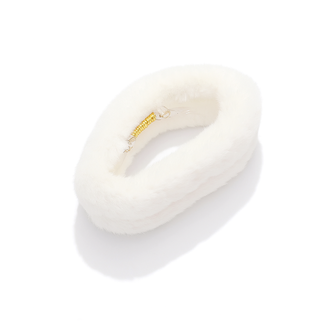 Plush Hair Claw Clip – Large Fashion Back Clip for Thick Hair
