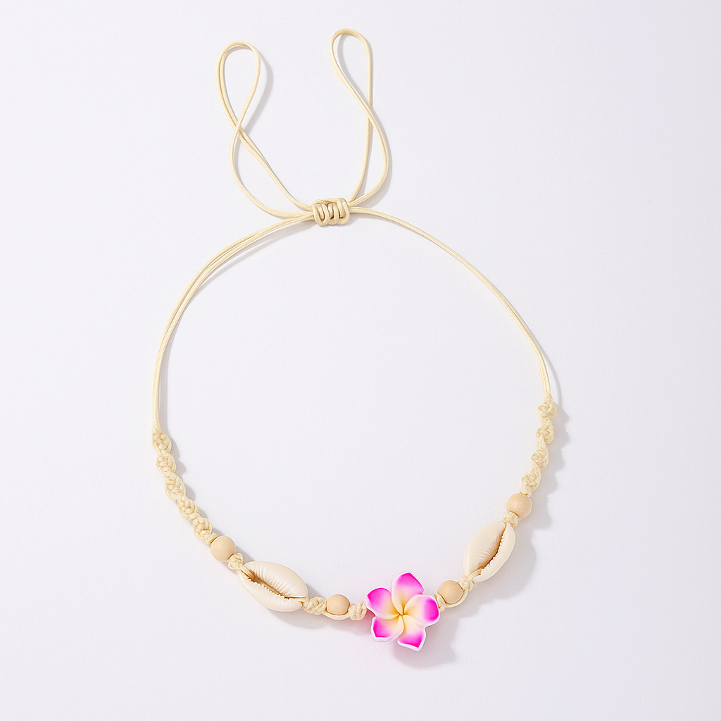 Boho Daisy & Conch Bead Choker – Handwoven Summer Necklace